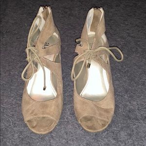 heels